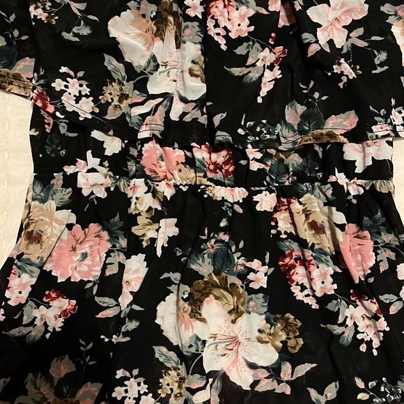 🌷Floral Dress🌷Size M🌷 - Picture 6 of 6